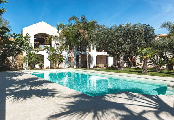 Casa Marsala: Schwimmbad