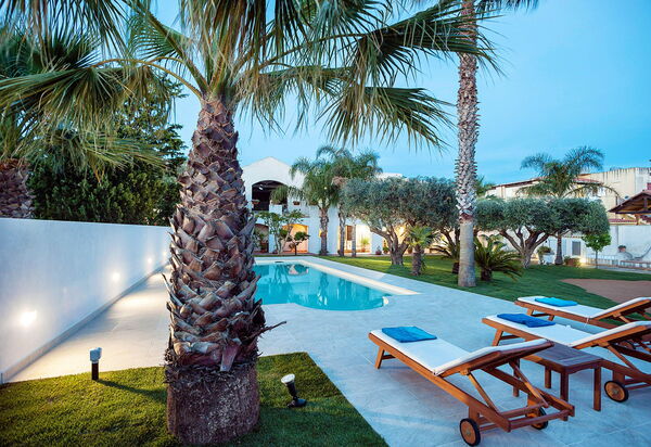 Casa Marsala: Garten, Schwimmbad