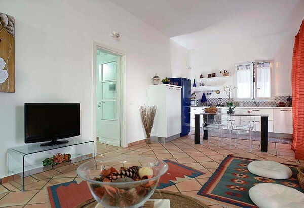 Casa Marsala: Esszimmer, Küche, Wohnzimmer
