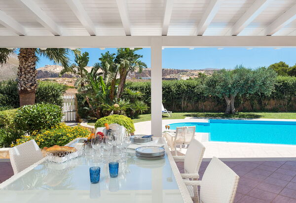 Afrodite: Balkon / Terrasse / Patio, Draussen, Garten, Schwimmbad, Sommer