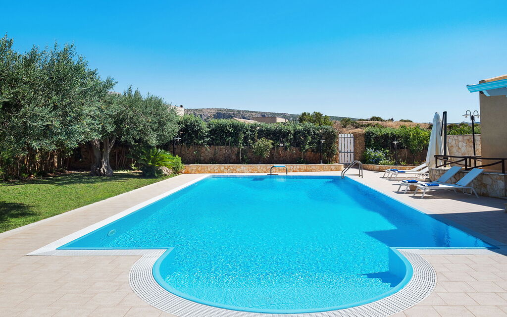 Afrodite: Outdoor, Pool