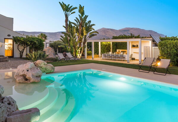 Villa Ager Costa: Außen, Draussen, Schwimmbad