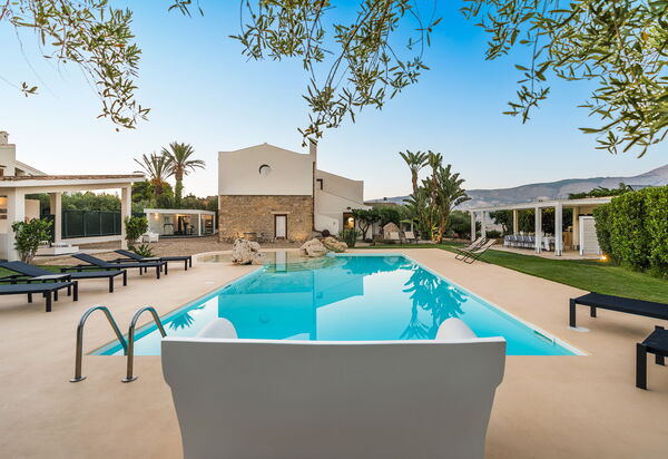 Villa Ager Costa: Außen, Draussen, Schwimmbad