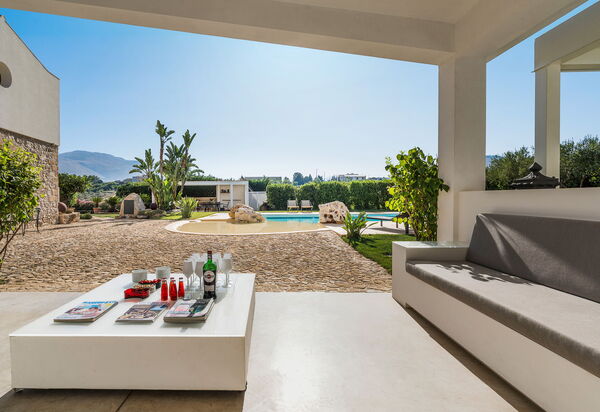 Villa Ager Costa: Außen, Balkon / Terrasse / Patio, Draussen