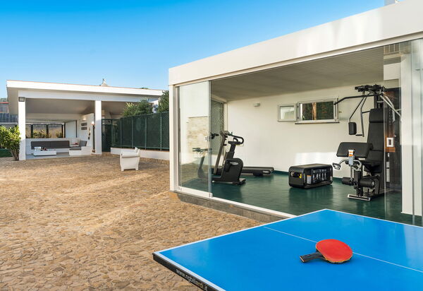 Villa Ager Costa: Außen, Draussen