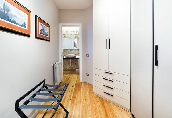 Viagrande: Anderer Raum