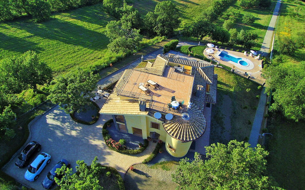 I Gigli Di Bolsena: Visninger