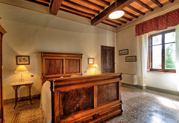 Villa Capolona: Schlafzimmer