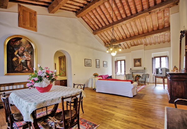Villa Capolona: Wohnzimmer