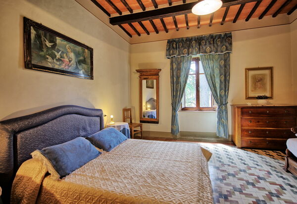 Villa Capolona: Schlafzimmer