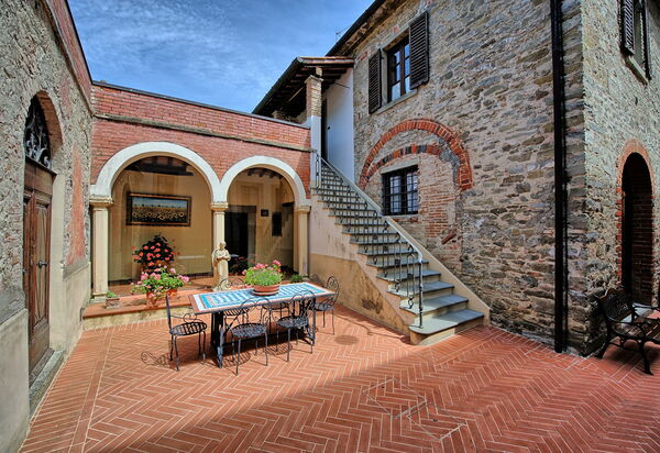 Villa Capolona: Außen