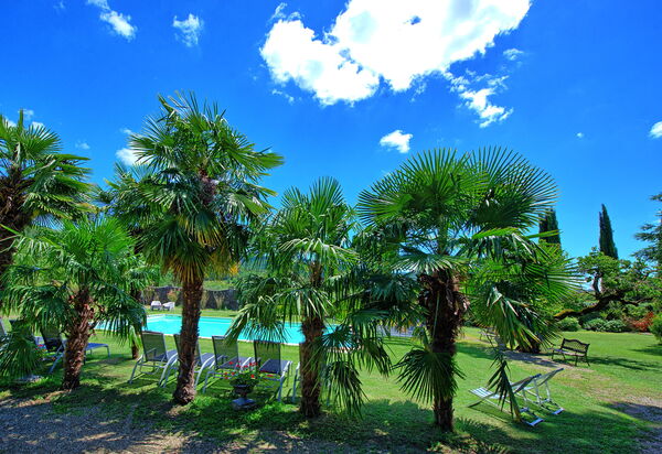 Villa Capolona: Ansichten, Draussen, Schwimmbad