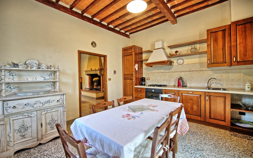 Villa Capolona: Dining Room, Kitchen