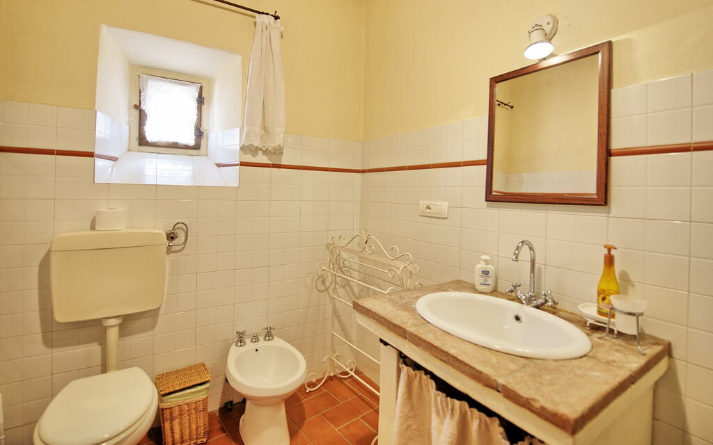 Villa Capolona: Bathroom