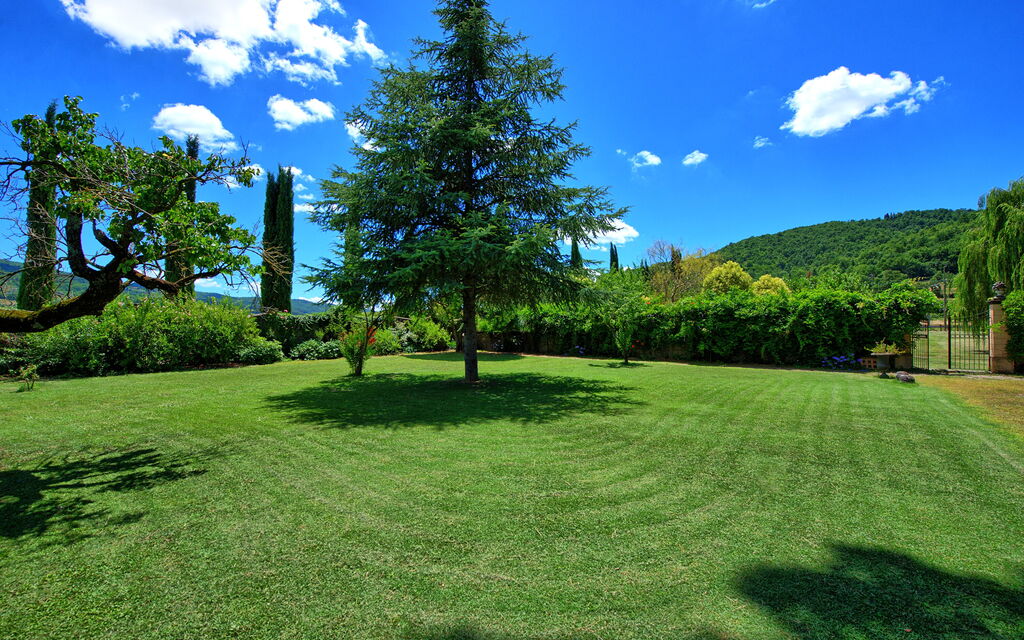 Villa Capolona: Garden, Outdoor