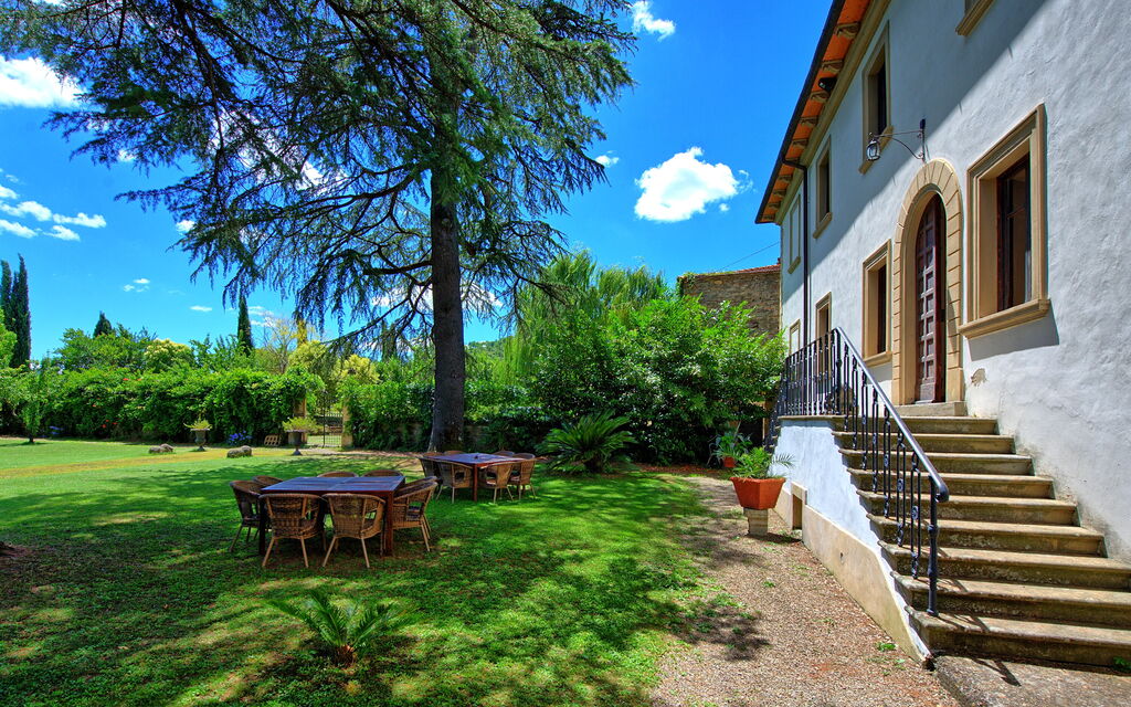 Villa Capolona: Garden, Outdoor