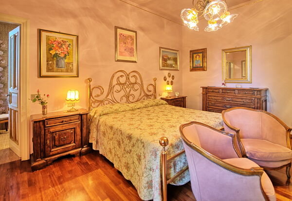 Villa Lauretana: Schlafzimmer