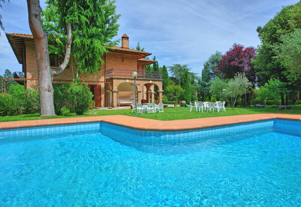 Villa Lauretana: Schwimmbad