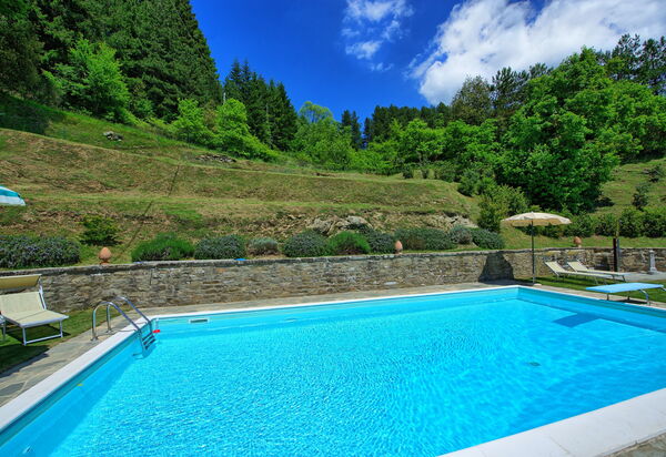 Villa Portole Uno: Schwimmbad