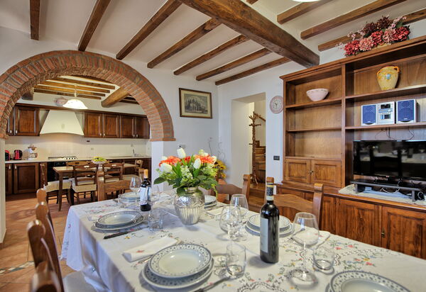 Villa Portole Uno: Esszimmer