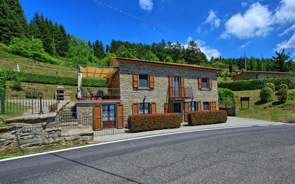 Villa Portole Uno: Building Exterior