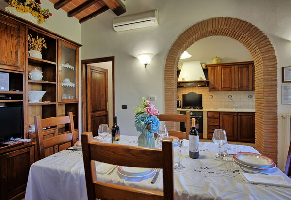 Villa Portole Due: Esszimmer, Küche
