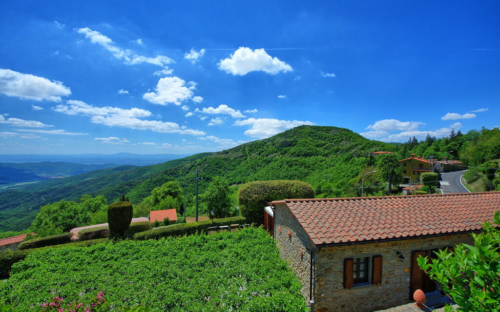 Villa Portole Due: Outdoor, Scenic View