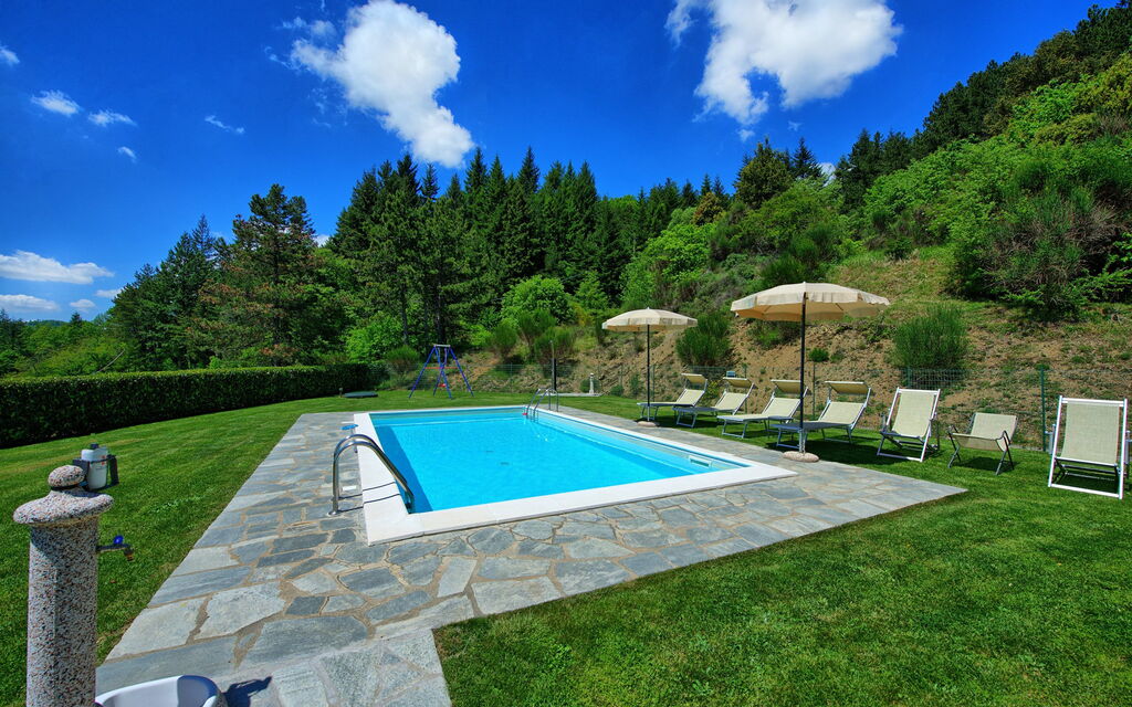 Villa Portole Due: Garden, Pool