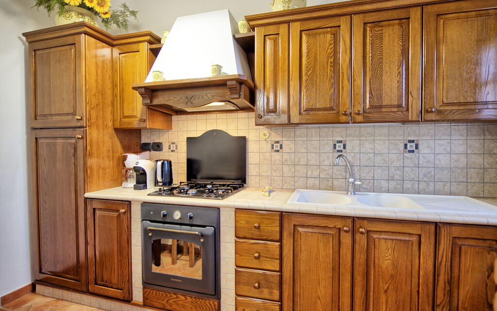 Villa Portole Due: Kitchen