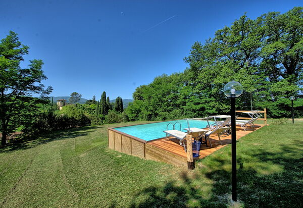 Casale Giotto: Garten, Schwimmbad