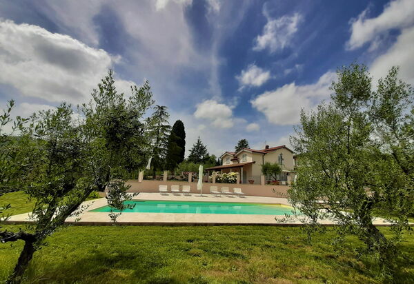 Villa Gaville: бассейн, Открытый, Сад