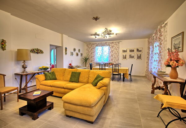 Villa Gaville: Гостиная