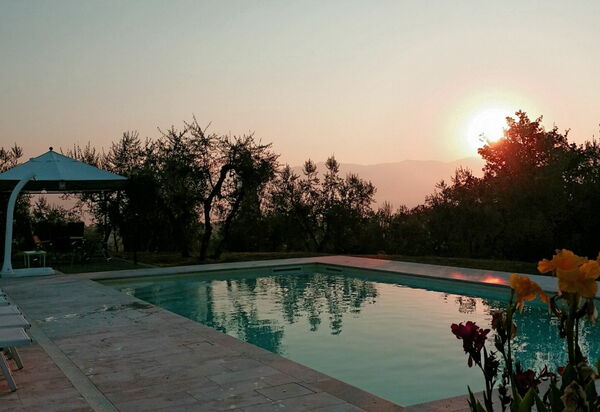 Villa Gaville: бассейн, Открытый