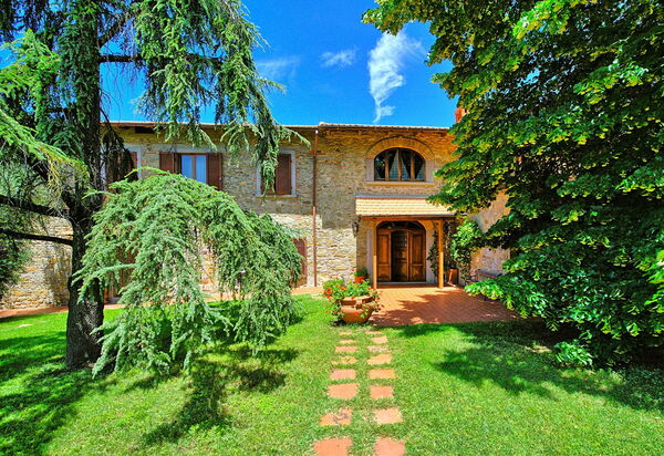 Villa Lorena: Außen, Garten