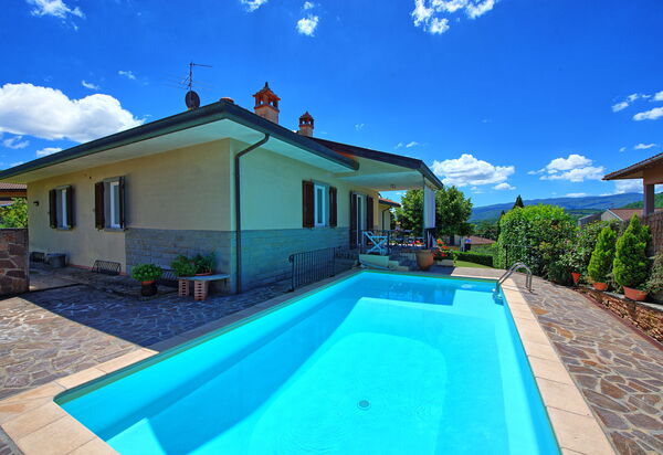 Villa Pratovecchio: Außen, Draussen, Schwimmbad