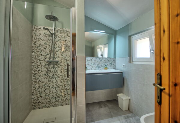 Villa Pratovecchio: Bad