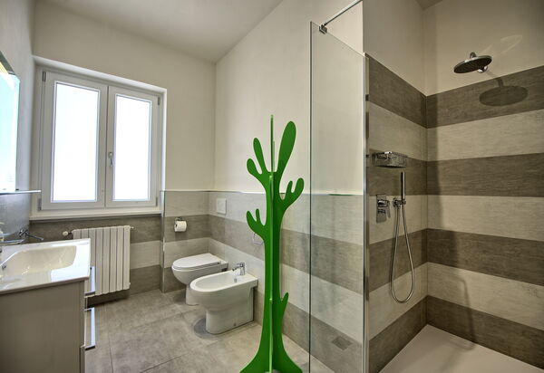 Villa Pratovecchio: Bad