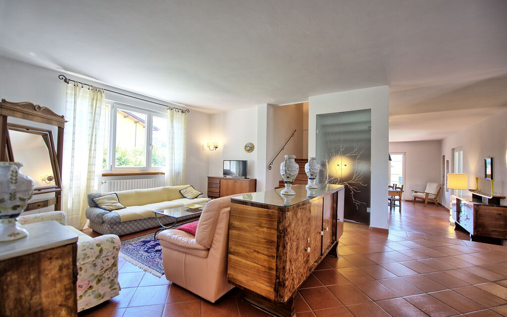 Villa Pratovecchio: Living Room