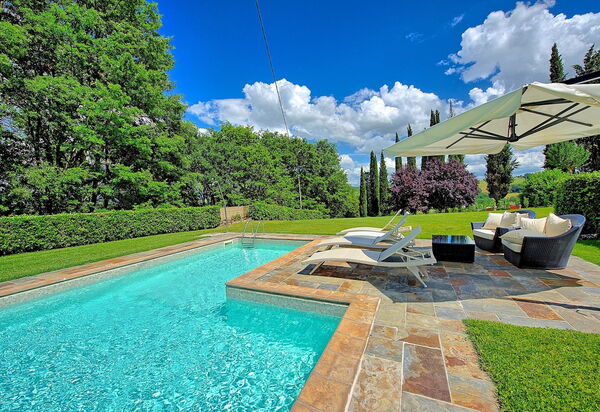 Villa Sabrina: Schwimmbad