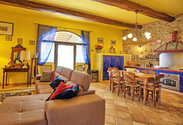 Villa Sabrina: Esszimmer, Wohnzimmer