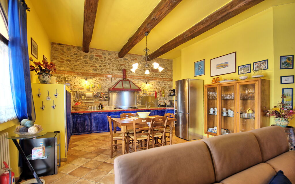 Villa Sabrina: Cucina, Sala da pranzo, Soggiorno