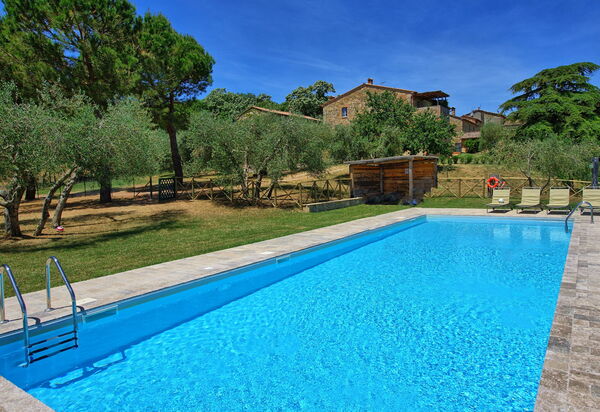 Casa Olivia: Schwimmbad