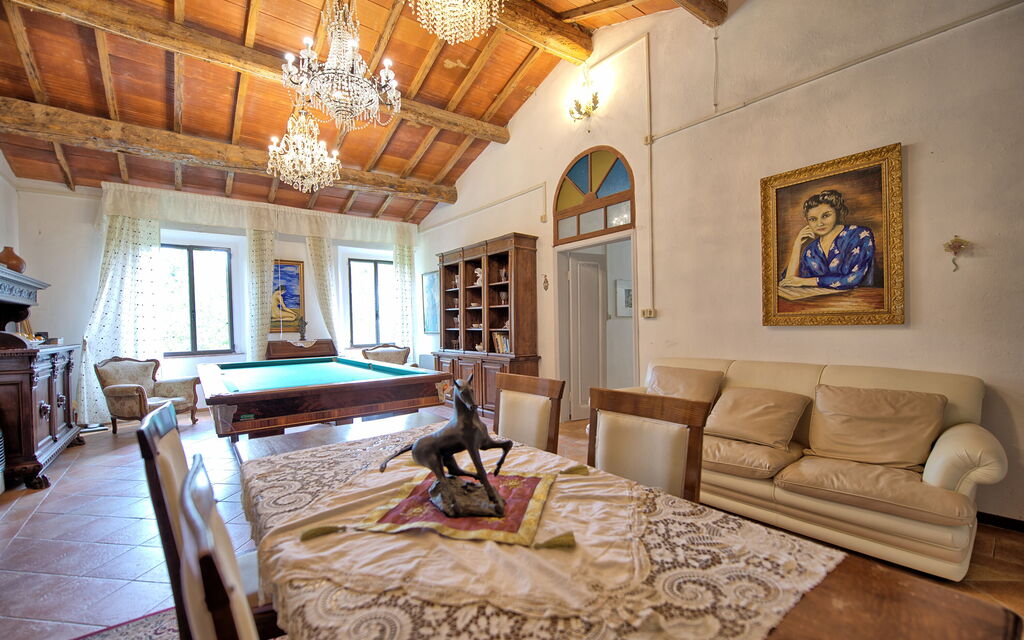 Villa Luciano: Living Room
