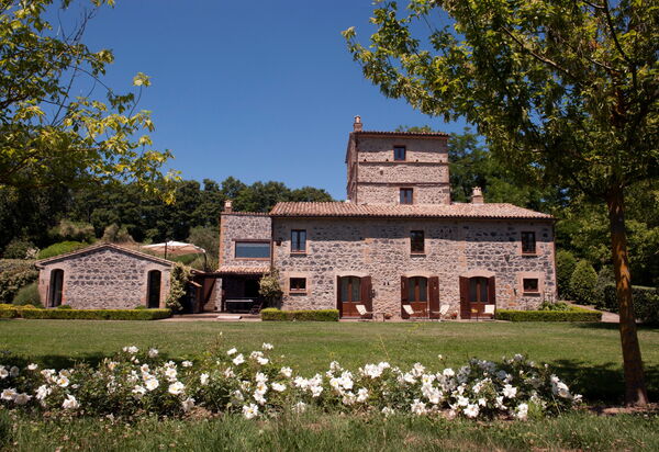 Casale Porano: Сад, Экстерьеры