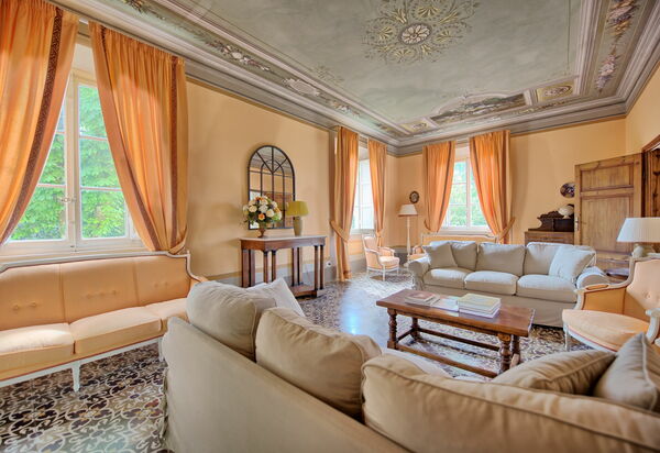 Villa Fiamma: Wohnzimmer