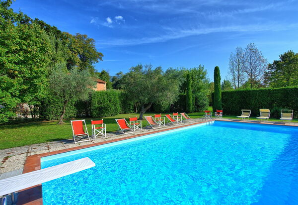 Villa Fiamma: Schwimmbad