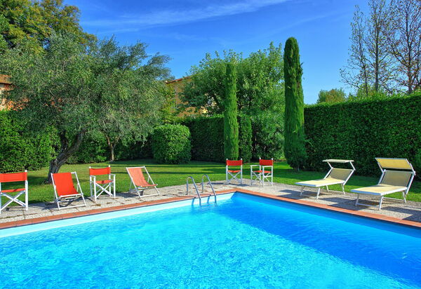 Villa Fiamma: Schwimmbad