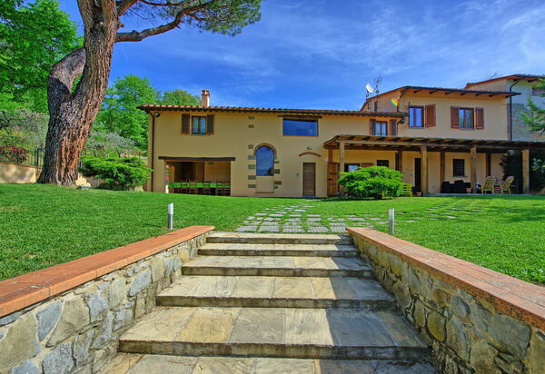 Villa Morandi: Draussen, Garten