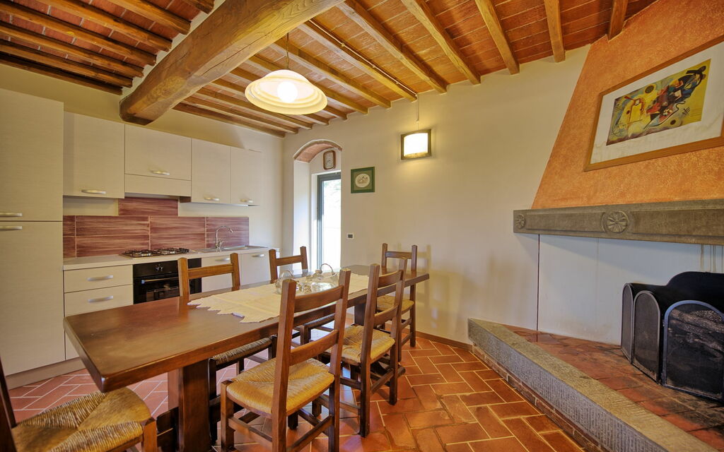 Villa Morandi: Dining Room, Living Room