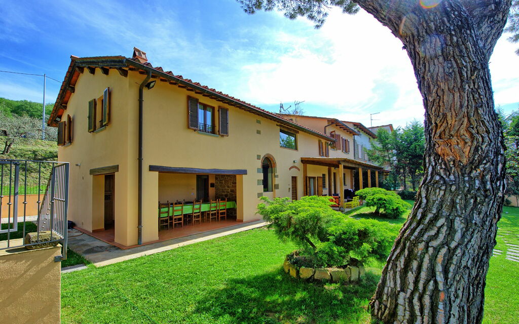 Villa Morandi: Garden, Main Entrance, Outdoor
